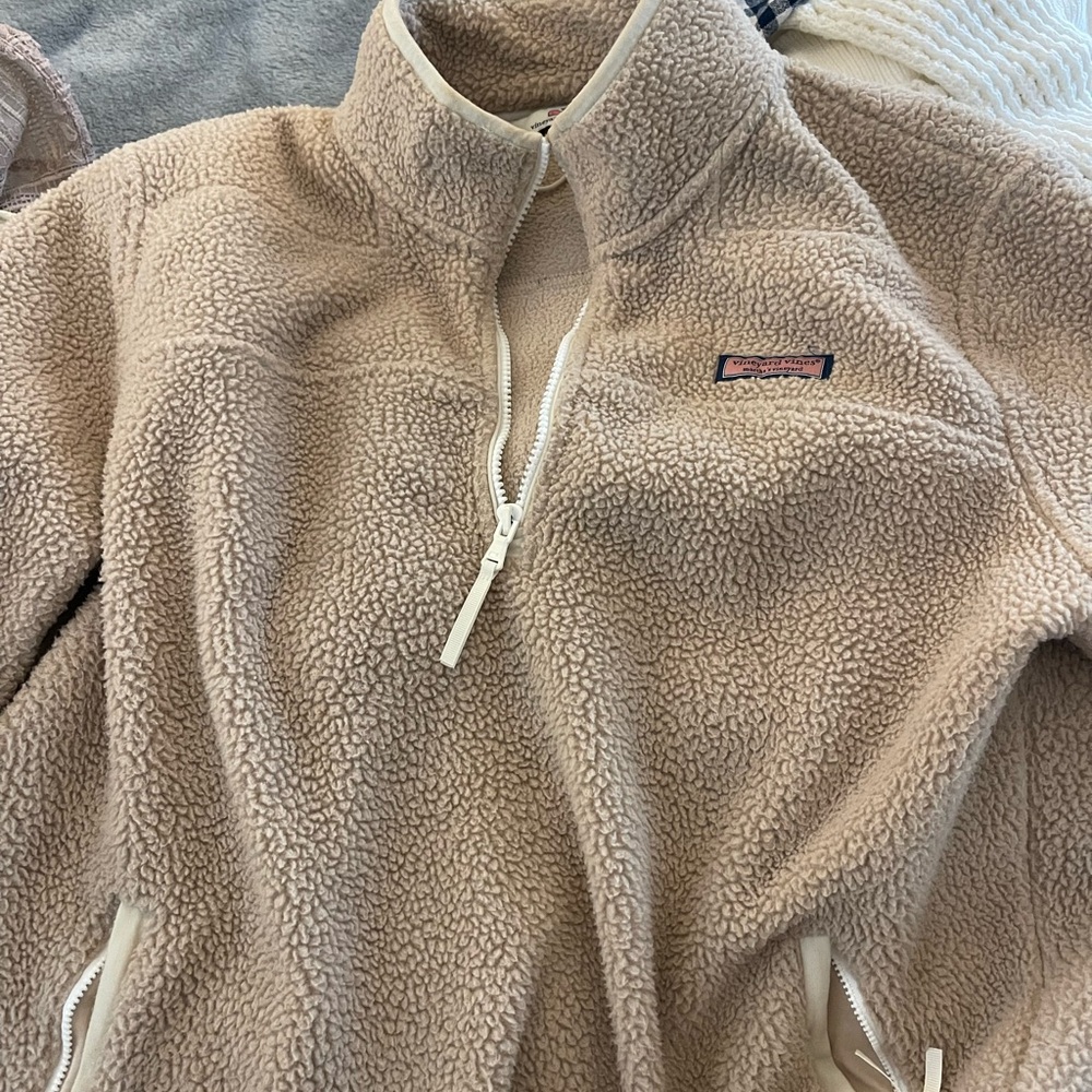 Vineyard vines fleece quarter zip up